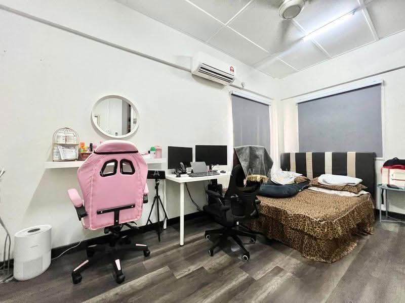 Apartment for Sale at Vista Seri Putra - Fauran Nawawi - PropertyGuru.com.my