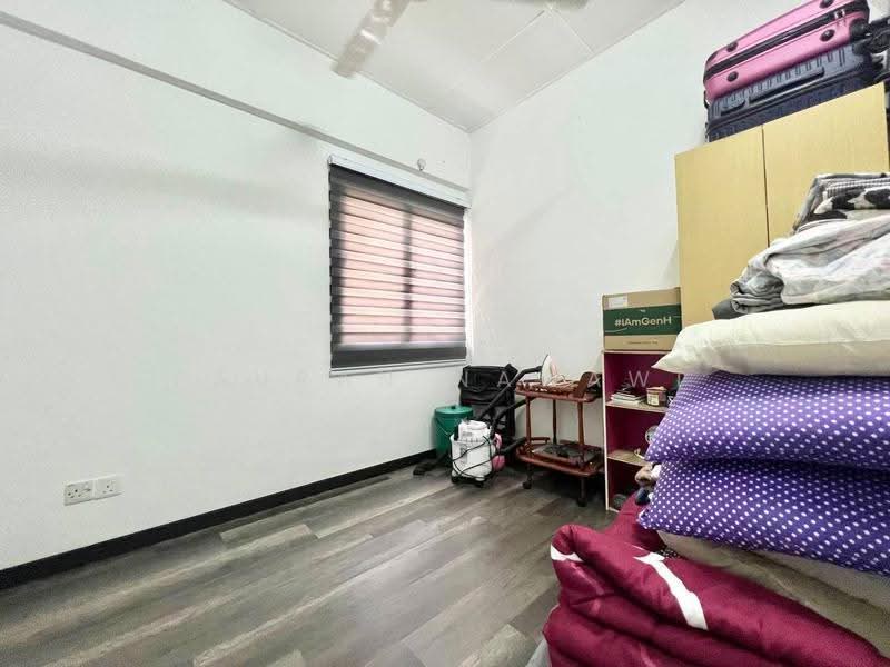 Apartment for Sale at Vista Seri Putra - Fauran Nawawi - PropertyGuru.com.my
