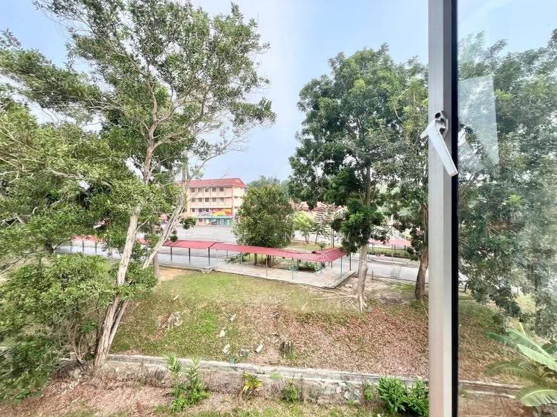 Apartment for Sale at Vista Seri Putra - Fauran Nawawi - PropertyGuru.com.my