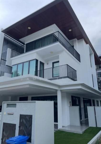 Twin Villas for Sale in Shah Alam (Selangor) - James Teoh - Exterior - PropertyGuru.com.my