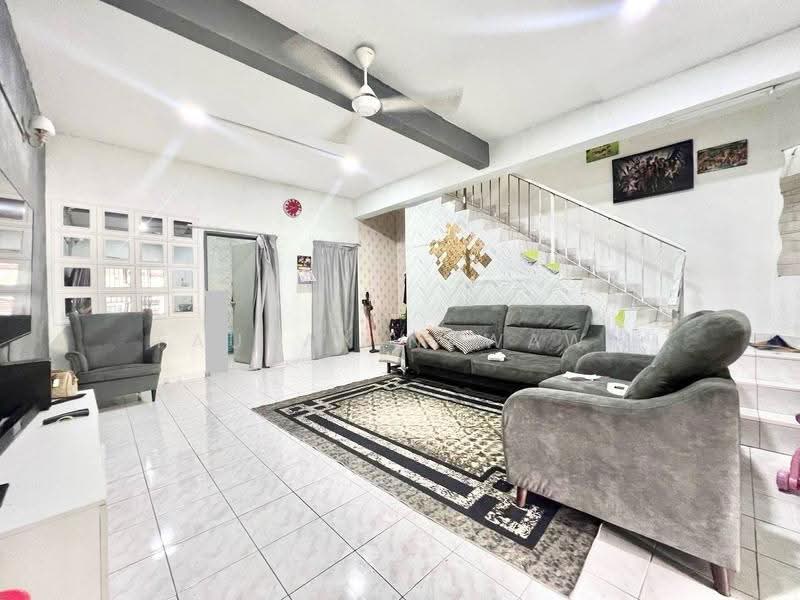 2-storey Terraced House for Sale in Taman Seri Mewah (Kajang) - Fauran Nawawi - PropertyGuru.com.my
