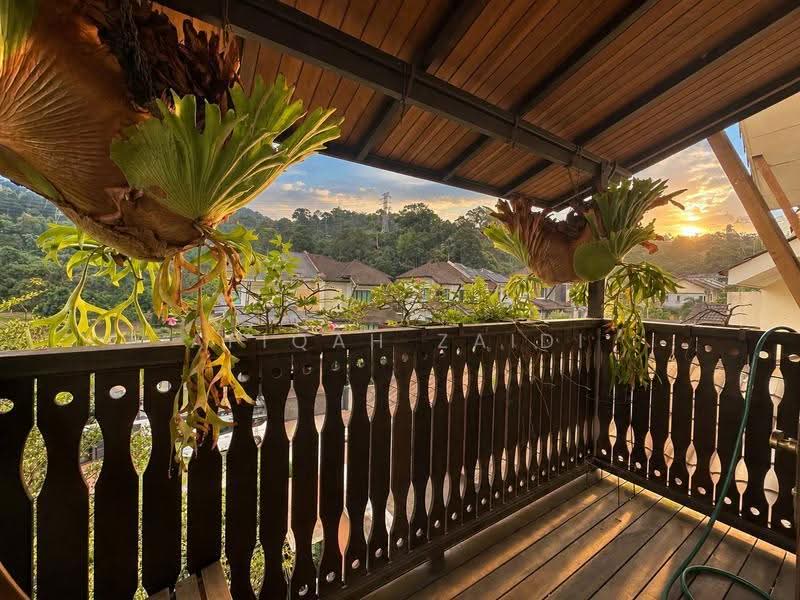 Cluster House for Sale in Batu 9 (Cheras) - Afiqah zaidi - Balcony - PropertyGuru.com.my