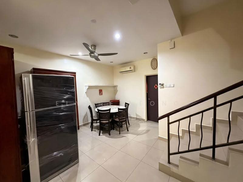 3-storey Terraced House for Sale in Gelugor (Penang) - Elynne Leong - Dining Room - PropertyGuru.com.my