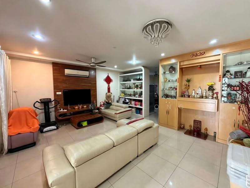 3-storey Terraced House for Sale in Gelugor (Penang) - Elynne Leong - Living Room - PropertyGuru.com.my