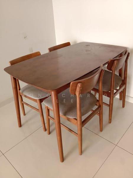 Condominium for Rent at Bay Laurel @ Country Garden Danga Bay - Hong Charng Lee - Dining Room - PropertyGuru.com.my
