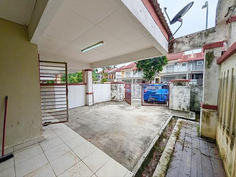 Terraced House for Sale in Aman Putri (Sungai Buloh) - NORFADILAH ZAINUDDIN - Exterior - PropertyGuru.com.my