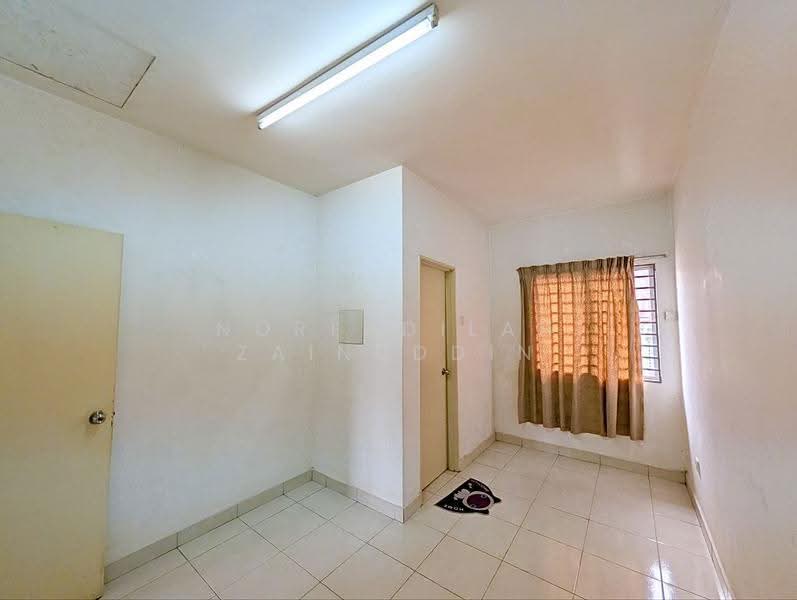 Terraced House for Sale in Aman Putri (Sungai Buloh) - NORFADILAH ZAINUDDIN - Interior - PropertyGuru.com.my