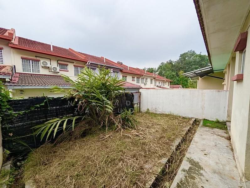 Terraced House for Sale in Aman Putri (Sungai Buloh) - NORFADILAH ZAINUDDIN - Exterior - PropertyGuru.com.my