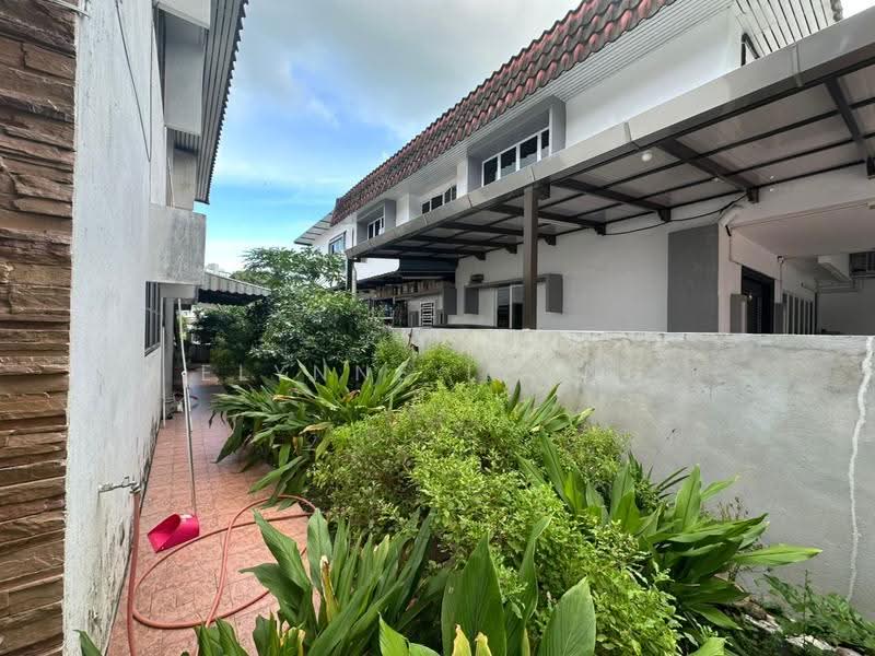 Semi-Detached House for Sale in Gelugor (Penang) - Elynne Leong - Exterior - PropertyGuru.com.my