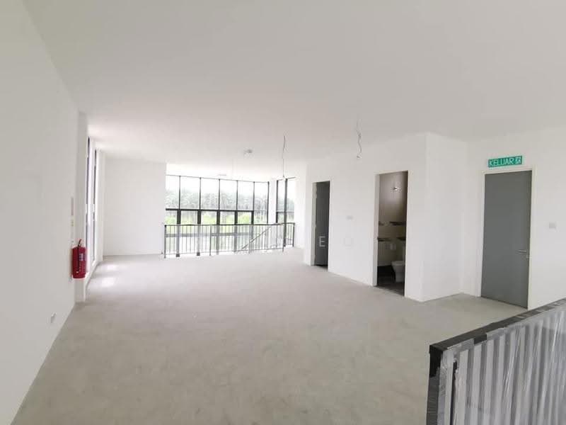 Kilang untuk Disewa di Eco Business Park 1 (Johor Bahru) - Ryan Eo - Bathroom - PropertyGuru.com.my
