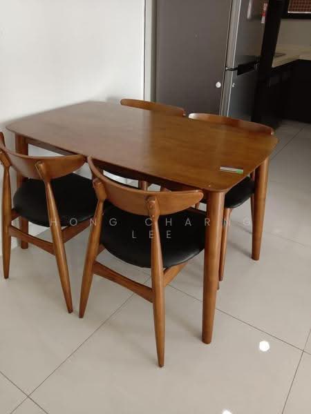 Condominium for Rent at Royal Strand @ Country Garden Danga Bay - Hong Charng Lee - Dining Room - PropertyGuru.com.my