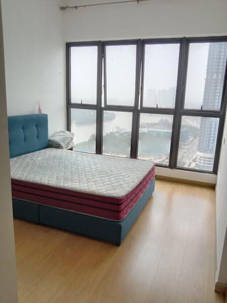Condominium for Rent at Royal Strand @ Country Garden Danga Bay - Hong Charng Lee - Bedroom - PropertyGuru.com.my