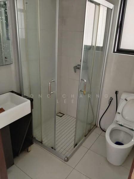 Condominium for Rent at Royal Strand @ Country Garden Danga Bay - Hong Charng Lee - Bathroom - PropertyGuru.com.my