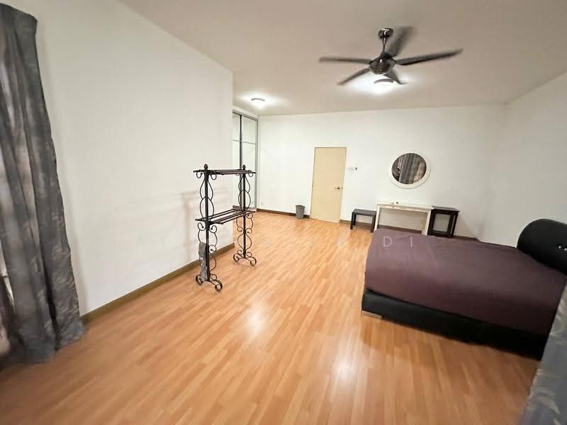 2-storey Terraced House for Sale in Denai Alam (Shah Alam) - Afiqah zaidi - Bedroom - PropertyGuru.com.my