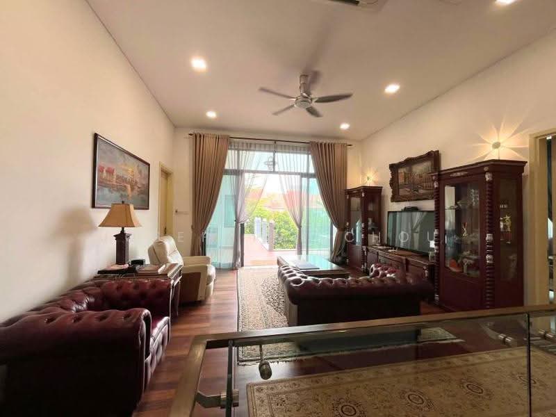 Rumah Berkembar untuk Dijual di Glenmarie (Selangor) - Josephine Chou - Living Room - PropertyGuru.com.my