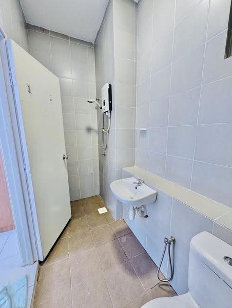 Kondominium untuk Disewa di Residensi Adelia - Erin Yusof - Bathroom - PropertyGuru.com.my
