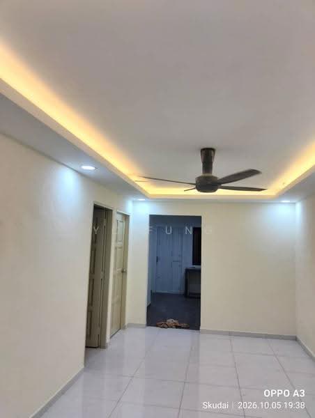 Rumah Teres 1-Tingkat untuk Disewa di Taman Universiti (Skudai) - YC Fung - Living Room - PropertyGuru.com.my