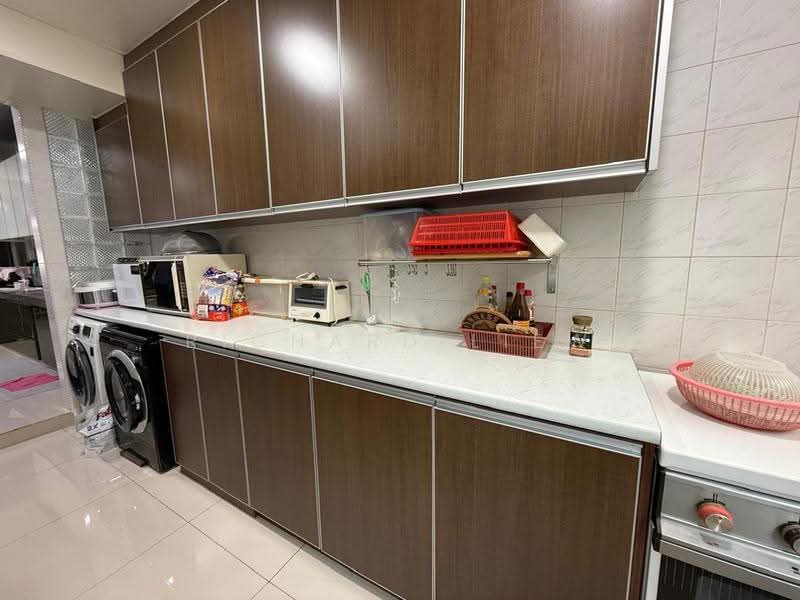 2-storey Terraced House for Sale in SS5 (Petaling Jaya) - Richard Liew - Kitchen - PropertyGuru.com.my