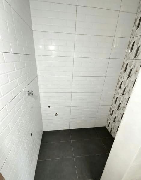 Rumah Teres 2-Tingkat untuk Dijual di Kota Masai (Pasir Gudang) - Melinda Ee - Bathroom - PropertyGuru.com.my