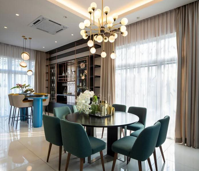 Rumah Banglo untuk Dijual di Taman Nuri (Durian Tunggal) - Ben - Dining Room - PropertyGuru.com.my