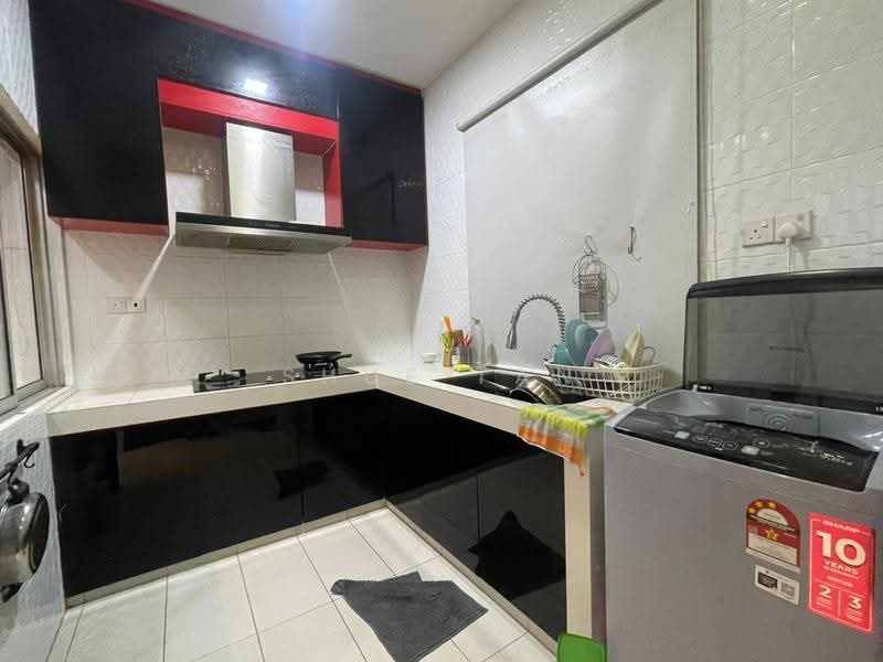 2-storey Terraced House for Rent in Setia Alam (Selangor) - Shue Tan - Kitchen - PropertyGuru.com.my