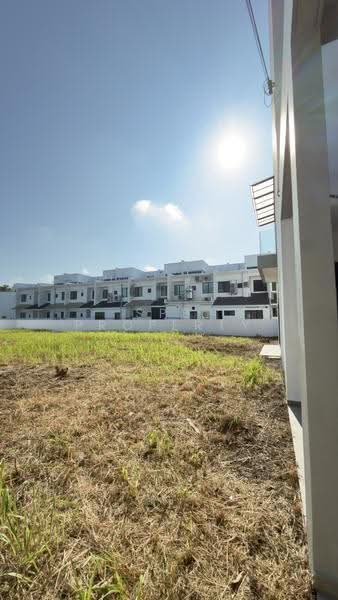 3-storey Terraced House for Sale in Taman Bukit Cheng (Cheng) - Ben - Exterior - PropertyGuru.com.my