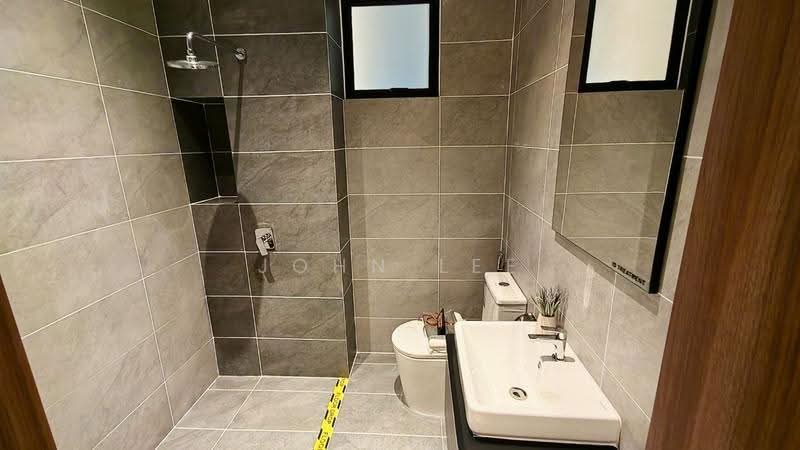 Tanah Komersial untuk Dijual di Johor Bahru (Johor) - John Lee - Bathroom - PropertyGuru.com.my