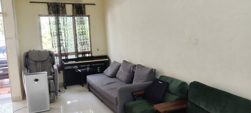 2-storey Terraced House for Sale in Tampoi (Johor) - Stefan Yu - Living Room - PropertyGuru.com.my