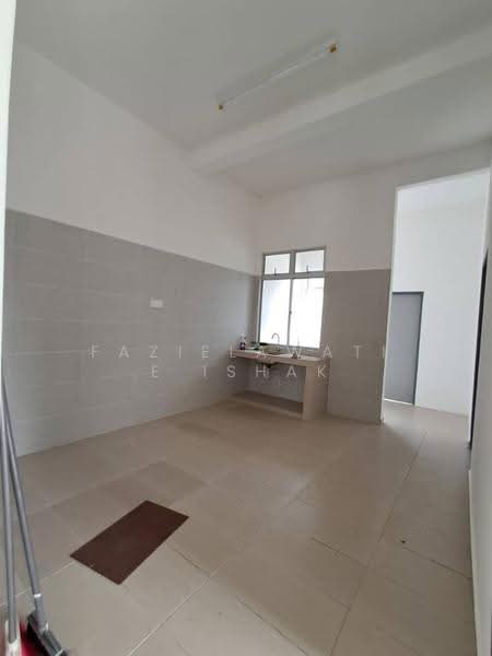 Semi-Detached House for Sale in Kuantan (Pahang) - Fazielawatie Ishak - Kitchen - PropertyGuru.com.my