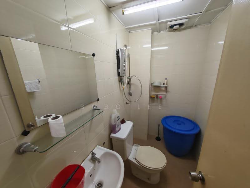 Condominium for Sale at Bukit Gembira Condominium - Bobo Lee - Bathroom - PropertyGuru.com.my