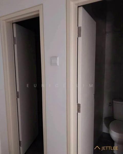 Shop for Rent in Denai Alam (Shah Alam) - Eunice Lim - Interior - PropertyGuru.com.my