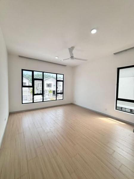 Semi-Detached House for Sale in Kota Emerald (Rawang) - Chloe Kok - PropertyGuru.com.my