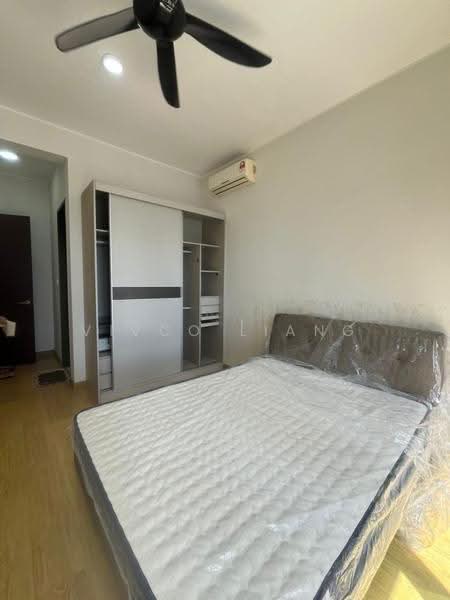 Condominium for Rent at Bay Laurel @ Country Garden Danga Bay - Vivco Liang - Bedroom - PropertyGuru.com.my