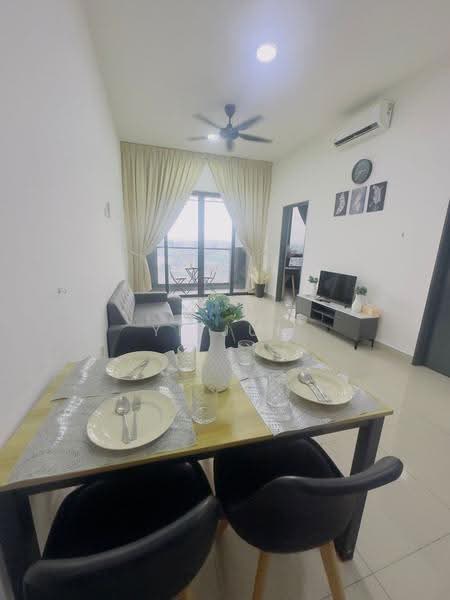 Kediaman Servis untuk Disewa di Aera Residence - Yi Jun - Dining Room - PropertyGuru.com.my