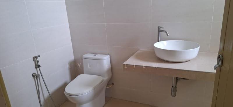 Kondominium untuk Dijual di Menara Polo - Kylie Liew - Bathroom - PropertyGuru.com.my