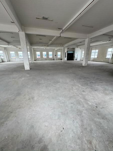 Shop / Office for Rent in Taman Equine (Seri Kembangan) - Wai Ann Teng - Interior - PropertyGuru.com.my