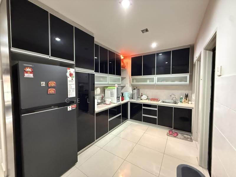 Rumah Teres 2-Tingkat untuk Dijual di Setia Impian (Setia Alam) - Celine Gan - Kitchen - PropertyGuru.com.my