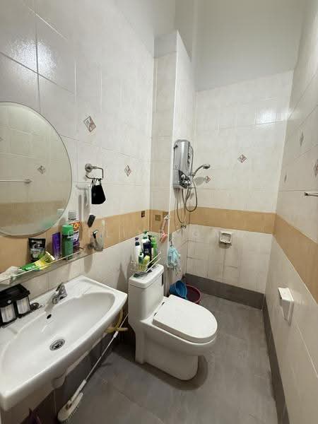 Rumah Teres 2-Tingkat untuk Dijual di Setia Impian (Setia Alam) - Celine Gan - Bathroom - PropertyGuru.com.my