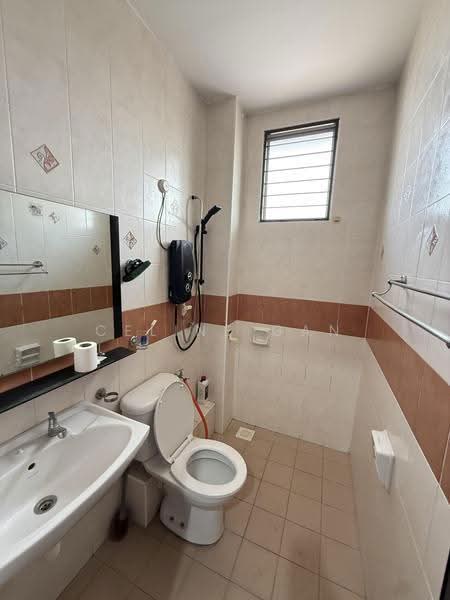 Rumah Teres 2-Tingkat untuk Dijual di Setia Impian (Setia Alam) - Celine Gan - Bathroom - PropertyGuru.com.my