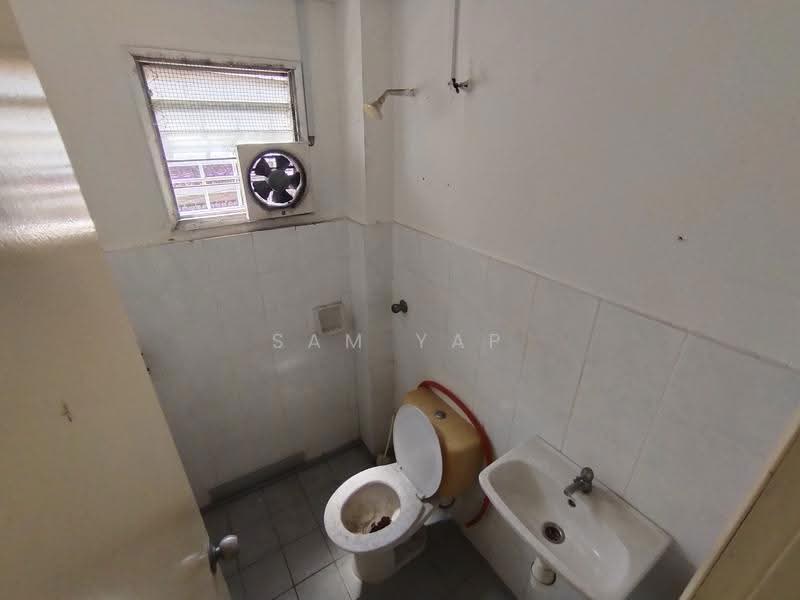 2-storey Terraced House for Sale in Taman Desa Bukit Cahaya (Cheras) - Sam Yap - Bathroom - PropertyGuru.com.my