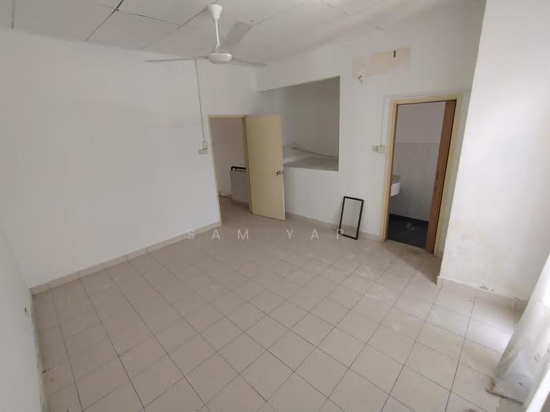 2-storey Terraced House for Sale in Taman Desa Bukit Cahaya (Cheras) - Sam Yap - Interior - PropertyGuru.com.my