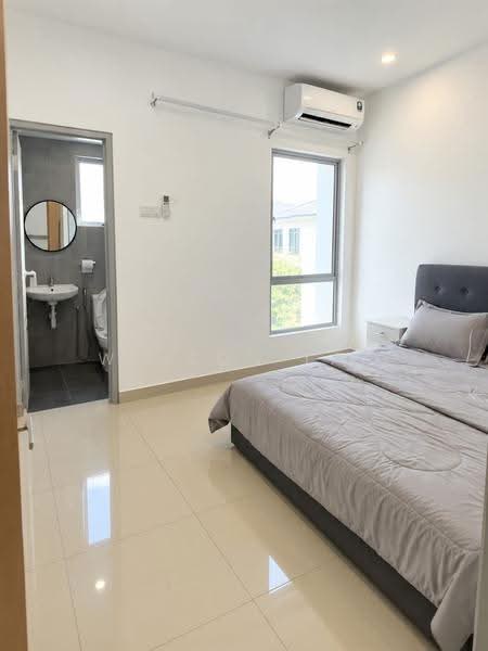 2-storey Terraced House for Sale in Bandar Baru Permas Jaya (Permas Jaya) - Winson Tan - Bedroom - PropertyGuru.com.my