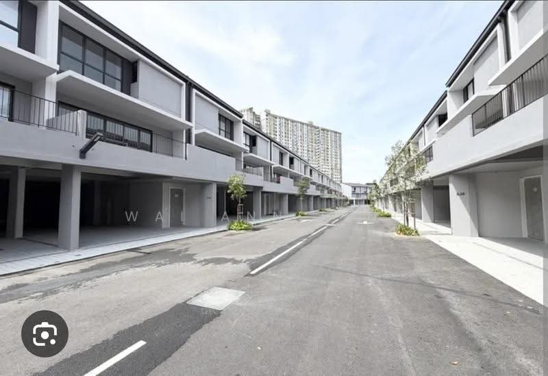 Terraced House for Sale in Taman Bukit Serdang (Seri Kembangan) - Wai Ann Teng - Exterior - PropertyGuru.com.my