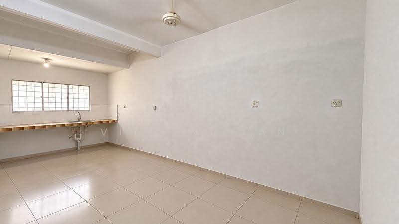 2-storey Terraced House for Sale in Bandar Sri Damansara (Selangor) - Vincent Tan - Kitchen - PropertyGuru.com.my