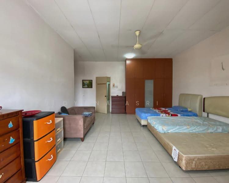 Rumah Teres 2-Tingkat untuk Dijual di Bukit Jelutong (Shah Alam) - Dyana Asri - Bedroom - PropertyGuru.com.my