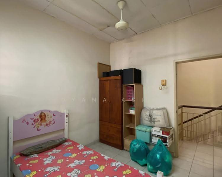 Rumah Teres 2-Tingkat untuk Dijual di Bukit Jelutong (Shah Alam) - Dyana Asri - Bedroom - PropertyGuru.com.my