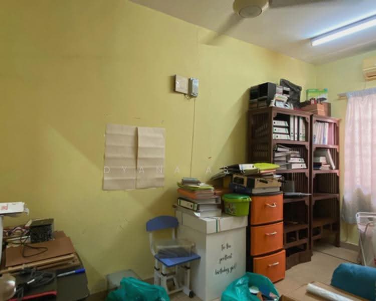 Rumah Teres 2-Tingkat untuk Dijual di Bukit Jelutong (Shah Alam) - Dyana Asri - Study - PropertyGuru.com.my
