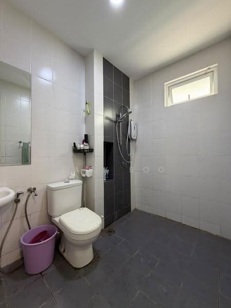 Rumah Berkembar untuk Dijual di Bandar Parklands (Klang) - Jack Boo - Bathroom - PropertyGuru.com.my