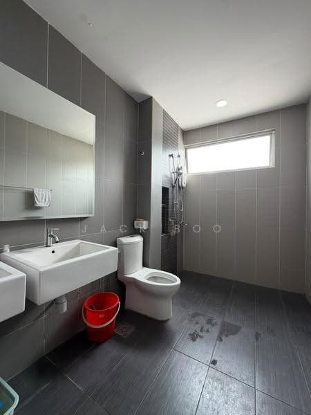 Rumah Berkembar untuk Dijual di Bandar Parklands (Klang) - Jack Boo - Bathroom - PropertyGuru.com.my