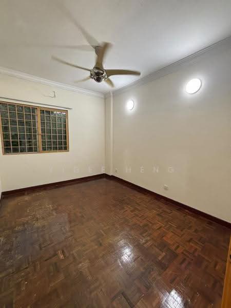 Apartment for Sale at Pangsapuri Sri Kemuning - Yigee Heng - Interior - PropertyGuru.com.my